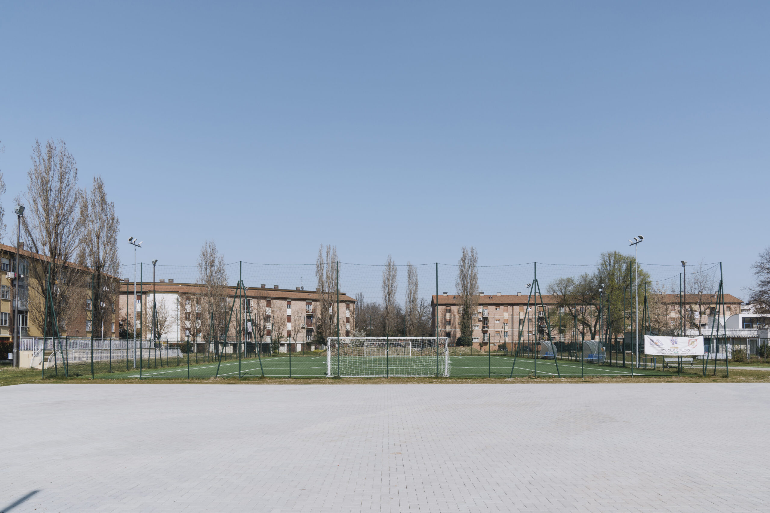 Co-Cesana. Progetto incentrato sulla rifunzionalizzazione e attivazione del Campo Cesana, cuore nevralgico dall’area residenziale INA Casa Villaggio Canaletto e punto di snodo del sistema del verde di prossimità progettato negli anni ‘50.